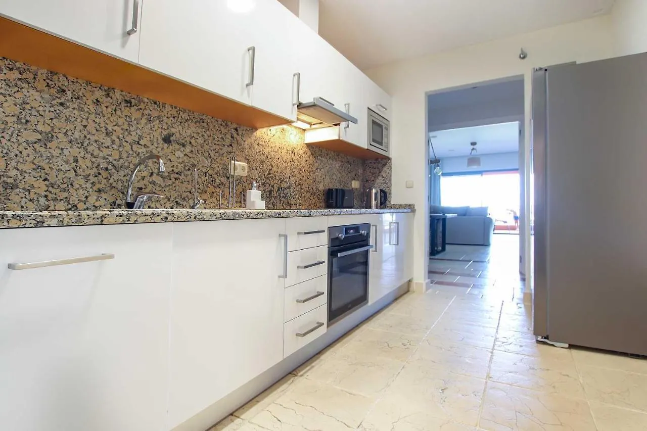 Apartamento En Residencial De Lujo Los Flamengos Estepona Apartment