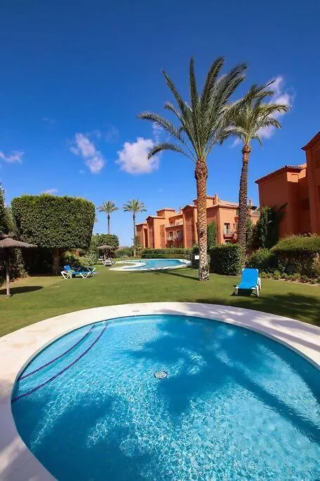 Apartamento En Residencial De Lujo Los Flamengos Estepona 0*,