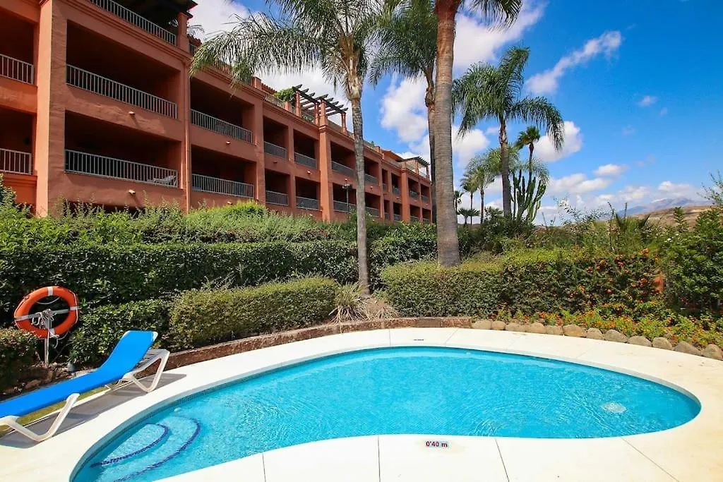 Apartamento En Residencial De Lujo Los Flamengos Estepona