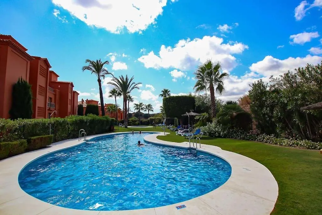 Apartamento En Residencial De Lujo Los Flamengos Estepona Spain